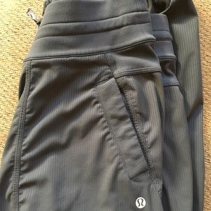 Lululemon grey dance pant sz 6